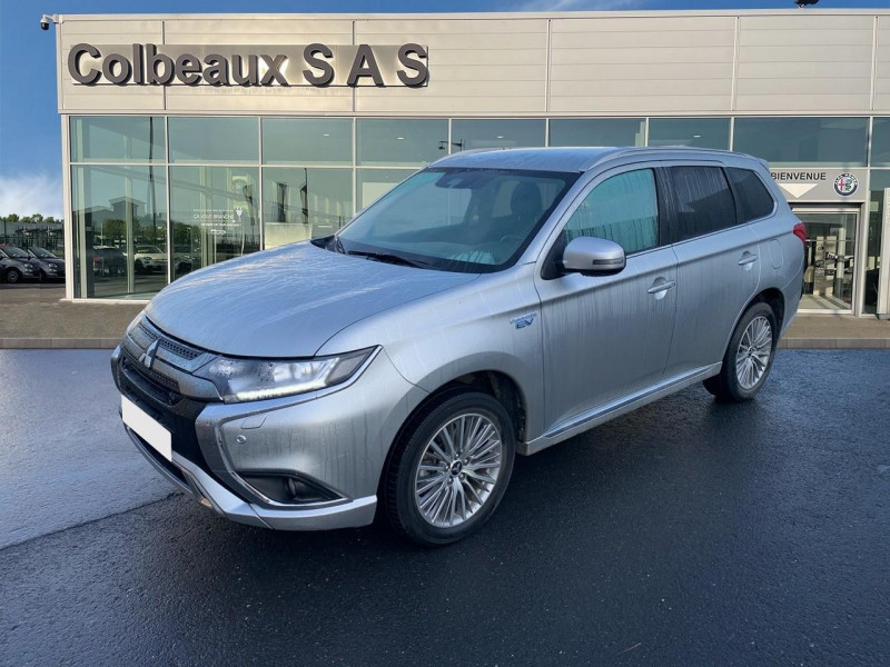 Mitsubishi outlander 2.4 l deals phev twin motor 4wd