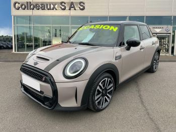 Photo 1 de l'offre MINI Mini 5 Portes Hatch 5 Portes Cooper S 178 ch BVA7 Edition Camden à 25990 € chez Fiat, Alfa Romeo Jeep