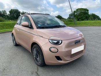 Photo 3 de l'offre FIAT 500 500 e 118 ch Icône à 18990 € chez Fiat, Suzuki