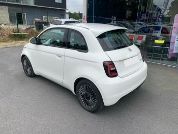 Photo 7 de l'offre FIAT 500 500 e 118 ch Icône à 19990 € chez Fiat, Suzuki