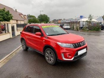 Photo 3 de l'offre SUZUKI Vitara 1.5 Dualjet Hybrid Auto Privilège à 25990 € chez Fiat, Alfa Romeo Jeep