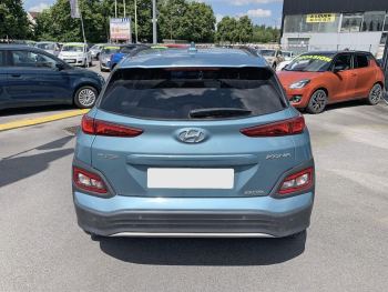 Photo 5 de l'offre HYUNDAI Kona Kona Electrique 64 kWh - 204 ch Creative à 21990 € chez Fiat, Suzuki