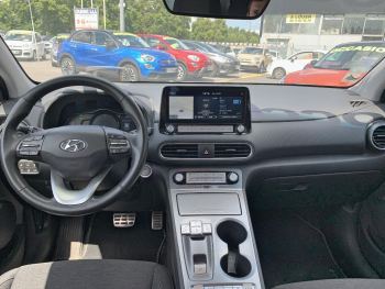 Photo 8 de l'offre HYUNDAI Kona Kona Electrique 64 kWh - 204 ch Creative à 21990 € chez Fiat, Suzuki