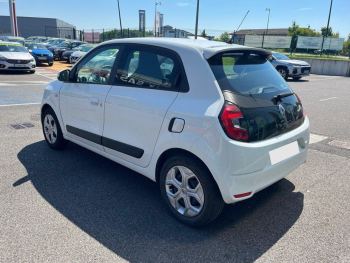 Photo 7 de l'offre RENAULT Twingo Twingo III SCe 75 - 20 Zen à 11990 € chez Fiat, Alfa Romeo, Suzuki, Nissan