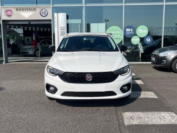 Photo 2 de l'offre FIAT Tipo Tipo 5 Portes 1.4 T-Jet 120 ch Start/Stop S-Design à 11990 € chez Fiat, Alfa Romeo, Suzuki, Nissan