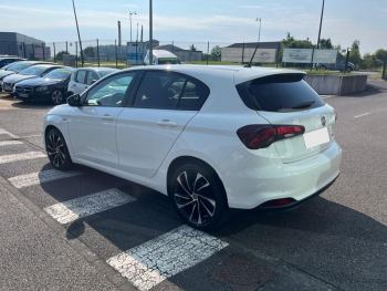 Photo 7 de l'offre FIAT Tipo Tipo 5 Portes 1.4 T-Jet 120 ch Start/Stop S-Design à 11990 € chez Fiat, Alfa Romeo, Suzuki, Nissan