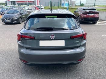 Photo 5 de l'offre FIAT Tipo Tipo 5 Portes 1.4 95 ch Easy à 10990 € chez Fiat, Alfa Romeo, Suzuki, Nissan