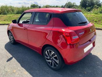 Photo 7 de l'offre SUZUKI Swift 1.2 Dualjet Hybrid Pack à 16990 € chez Fiat, Suzuki