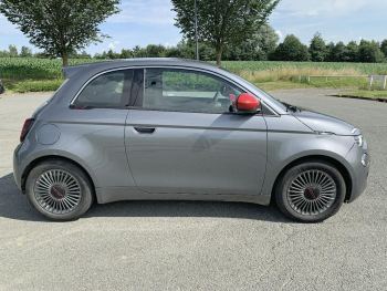 Photo 4 de l'offre FIAT 500 500 e 95 ch (RED) à 18990 € chez Fiat, Suzuki