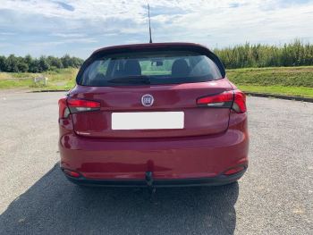 Photo 5 de l'offre FIAT Tipo Tipo 5 Portes 1.4 95 ch à 10490 € chez Fiat, Suzuki