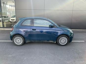 Photo 4 de l'offre FIAT 500 500 e 95 ch Action Plus à 16990 € chez Fiat, Suzuki