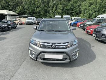 Photo 2 de l'offre SUZUKI Vitara 1.6 VVT Pack à 14990 € chez Fiat, Suzuki