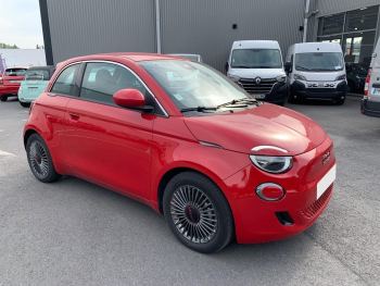 Photo 3 de l'offre FIAT 500 500 e 95 ch (RED) à 19490 € chez Fiat, Suzuki