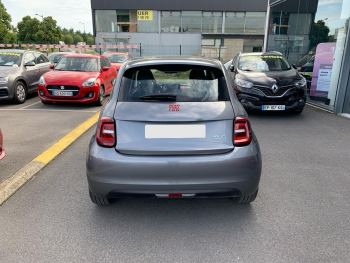 Photo 5 de l'offre FIAT 500 500 e 95 ch (RED) à 18390 € chez Fiat, Suzuki