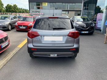 Photo 5 de l'offre SUZUKI Vitara 1.0 Boosterjet Auto Privilège à 18990 € chez Fiat, Suzuki