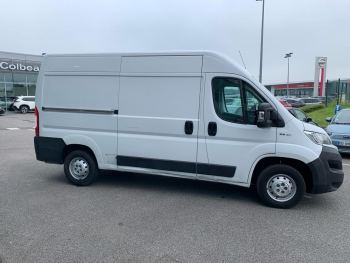 Photo 4 de l'offre FIAT Ducato Fg DUCATO TOLE 3.3 M H2 2.3 MJT 130 EURO 6 PACK PRO NAV à 19990 € chez Fiat, Suzuki