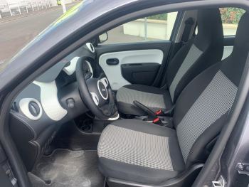 Photo 9 de l'offre RENAULT Twingo Twingo III 1.0 SCe 70 E6C Life à 9990 € chez Fiat, Alfa Romeo Jeep