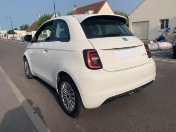 Photo 7 de l'offre FIAT 500 500 e 95 ch Action à 14990 € chez Fiat, Alfa Romeo Jeep