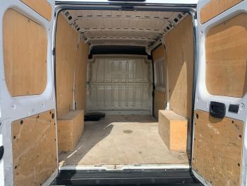 Photo 6 de l'offre FIAT Ducato Fg DUCATO TOLE 3.3 M H2 2.3 MJT 140 PRO LOUNGE à 19990 € chez Fiat, Alfa Romeo Jeep