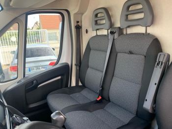 Photo 10 de l'offre FIAT Ducato Fg DUCATO TOLE 3.3 M H2 2.3 MJT 140 PRO LOUNGE à 19990 € chez Fiat, Alfa Romeo Jeep