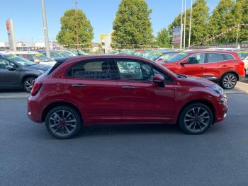 Photo 4 de l'offre FIAT 500X 500X 1.5 FireFly 130 ch S/S DCT7 Hybrid (RED) à 27990 € chez Fiat, Suzuki