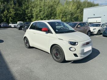 Photo 3 de l'offre FIAT 500 500 e 95 ch (RED) à 19990 € chez Fiat, Suzuki