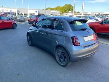 Photo 7 de l'offre FIAT 500 500 e 95 ch (RED) à 19790 € chez Fiat, Suzuki