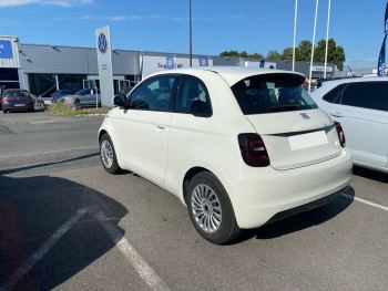 Photo 7 de l'offre FIAT 500 500 e 95 ch Nouvelle 500 à 16990 € chez Fiat, Suzuki