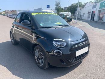 Photo 3 de l'offre FIAT 500 500 e 118 ch Icône à 21990 € chez Fiat, Alfa Romeo Jeep