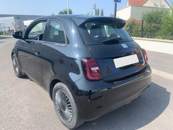 Photo 7 de l'offre FIAT 500 500 e 118 ch Icône à 21990 € chez Fiat, Alfa Romeo Jeep