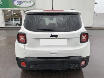 Photo 5 de l'offre JEEP Renegade 1.6 I Multijet 130 ch BVM6 Brooklyn Edition à 18990 € chez Fiat, Alfa Romeo Jeep