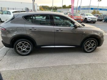 Photo 4 de l'offre ALFA ROMEO Tonale 1.5 Hybrid 160 ch VGT TCT7 Ti à 34990 € chez Fiat, Suzuki