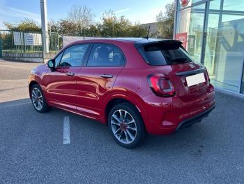 Photo 7 de l'offre FIAT 500X RED 1.5 130CH HYBRID DCT7 à 26990 € chez Fiat, Suzuki