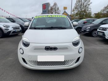 Photo 2 de l'offre FIAT 500 500 e 118 ch Icône à 17990 € chez Fiat, Suzuki