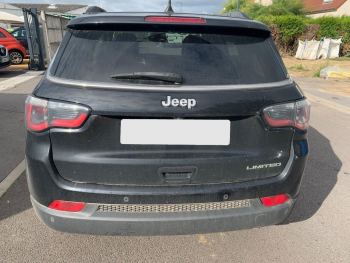 Photo 5 de l'offre JEEP Compass 1.6 I MultiJet II 120 ch BVM6 Limited à 17990 € chez Fiat, Alfa Romeo Jeep