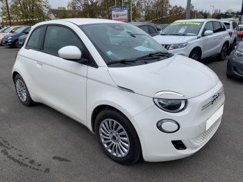 Photo 3 de l'offre FIAT 500 500 e 95 ch Action Plus à 16990 € chez Fiat, Suzuki