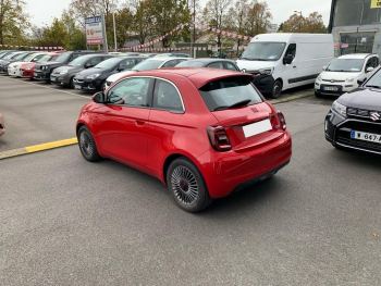 Photo 7 de l'offre FIAT 500 500 e 95 ch (RED) à 18490 € chez Fiat, Suzuki