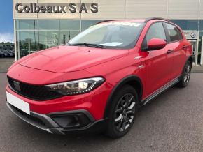 Vente de FIAT Tipo Cross Tipo Cross 1.6 Multijet 130 ch S&S Plus à 16 990 € chez Fiat, Alfa Romeo Jeep