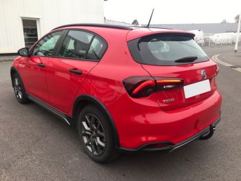 Photo 7 de l'offre FIAT Tipo Cross Tipo Cross 1.6 Multijet 130 ch S&S Plus à 16990 € chez Fiat, Alfa Romeo Jeep