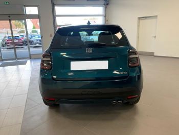 Photo 5 de l'offre FIAT 600 1.2 Hybrid 136ch DCT6 à 24990 € chez Fiat, Alfa Romeo, Suzuki, Nissan