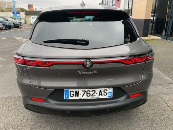 Photo 6 de l'offre ALFA ROMEO Tonale 1.3 Hybride Rechargeable PHEV 190ch AT6 e-Q4 Sprint à 45880 € chez Fiat, Suzuki