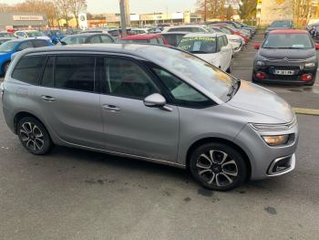 Photo 4 de l'offre CITROEN Grand C4 SpaceTourer Grand C4 Spacetourer PureTech 130 S&S BVM6 Origins à 15990 € chez Fiat, Alfa Romeo Jeep