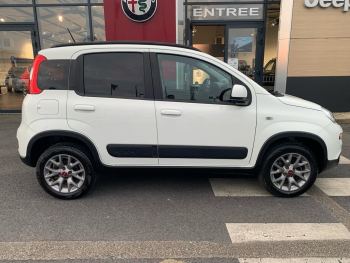 Photo 4 de l'offre FIAT Panda Panda 0.9 85 ch TwinAir S/S 4x4 Wild à 13990 € chez Fiat, Suzuki