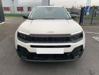 Photo 2 de l'offre JEEP Avenger Avenger 115 kW 4x2 à 31480 € chez Fiat, Suzuki