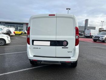 Photo 5 de l'offre FIAT Doblo Cargo FT 1.4 GNV T-JET 120 PRO LOUNGE à 14590 € chez Fiat, Alfa Romeo, Suzuki, Nissan