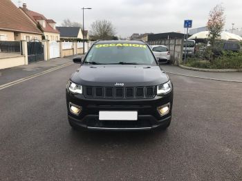 Photo 2 de l'offre JEEP Compass Compass 1.6 I MultiJet II 120 ch BVM6 Limited à 19990 € chez Fiat, Alfa Romeo Jeep