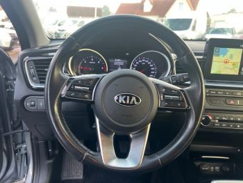 Photo 12 de l'offre KIA Ceed SW CEED SW 1.6 CRDi 136 ch ISG BVM6 Edition #1 à 13490 € chez Fiat, Alfa Romeo Jeep