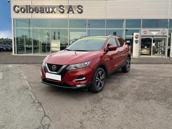 Photo 1 de l'offre NISSAN Qashqai 1.5 dCi 115 N-Connecta à 19990 € chez Fiat, Alfa Romeo Jeep