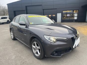 Photo 3 de l'offre ALFA ROMEO Stelvio 2.2 150 ch AT8 Super à 22990 € chez Fiat, Alfa Romeo Jeep