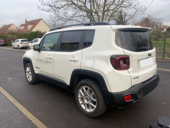 Photo 7 de l'offre JEEP Renegade Limited 1.3 Turbo T4 190 ch 4xe BVA à 29990 € chez Fiat, Alfa Romeo, Suzuki, Nissan